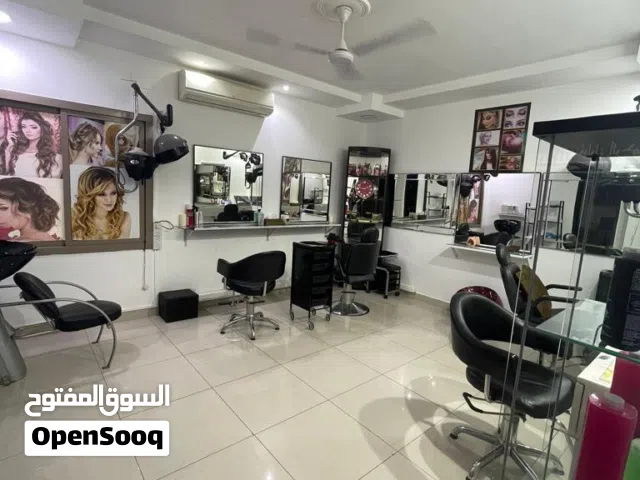 FULLY EQUIPPED LADIES SALON FOR SALE