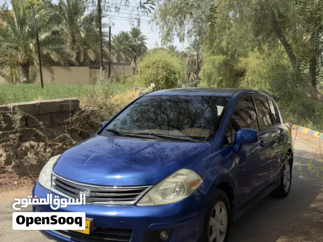 نيسان فيرسا