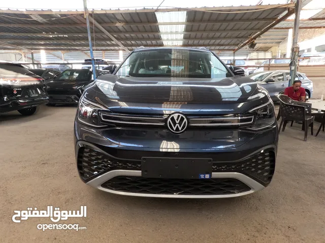 Volkswagen ID 6 2023 in Zarqa