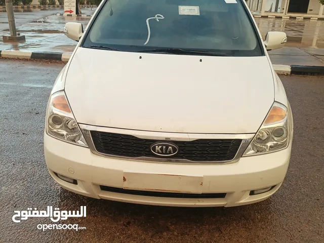 Used Kia Carnival in Misrata