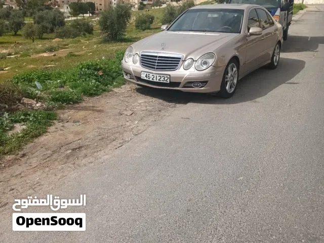 2007 مرسيدس بنز الفئة-E E 200