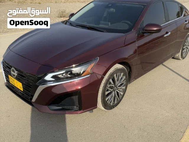 Used Nissan Altima in Al Batinah