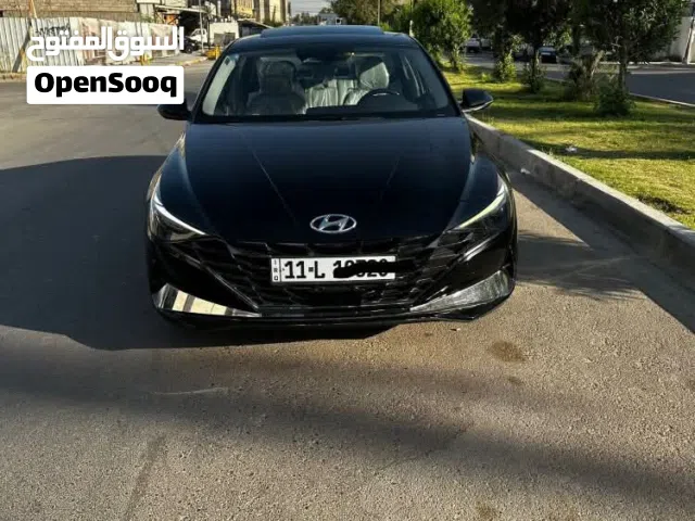 2022 Hyundai Elantra Limited