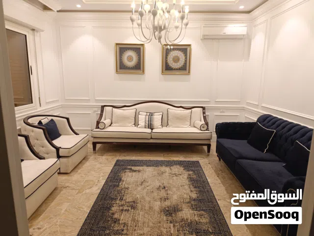 شقة الطابق الأرضي  طريق الشوك  مقسم الشريف