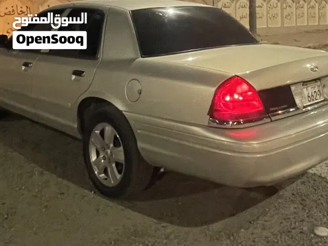 2007 فورد كراون فكتوريا Base