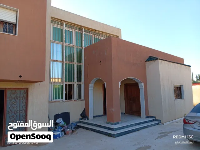 360 m2 4 Bedrooms Townhouse for Sale in Tripoli Airport Road
