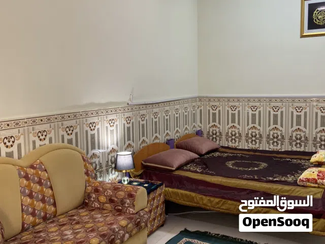 Room for rent غرفه الایجار قريب سوق نزوی