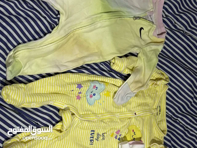 ملابس بيبي للبيع – بحالة ممتازة