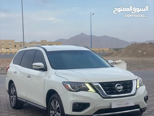Nissan Pathfinder 2019 in Al Dakhiliya