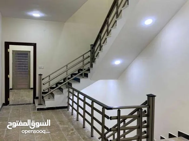 104 m2 4 Bedrooms Townhouse for Rent in Basra Jubaileh
