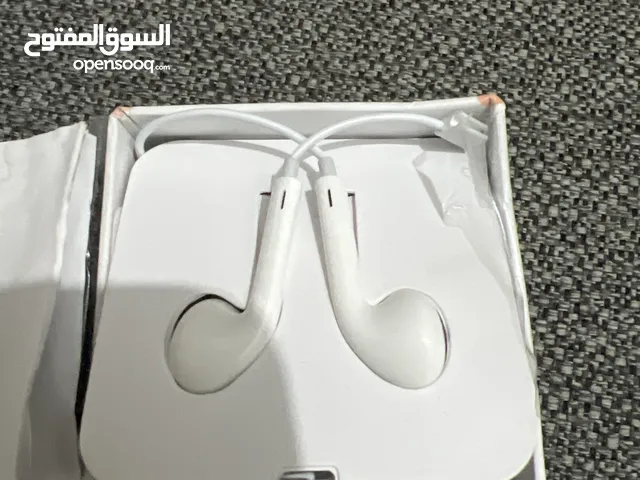 سماعه ابل اصليه جديده لم تستخدم بدون كرتون