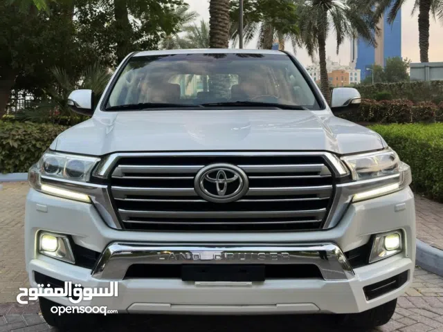 كروزر جي اكس ار 8 سلندر صبغ وكاله بدون حوادث ماشي 168.000 محركات وكاله تشيكات وكاله مفتاحين