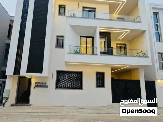 220 m2 3 Bedrooms Apartments for Rent in Tripoli Al-Serraj