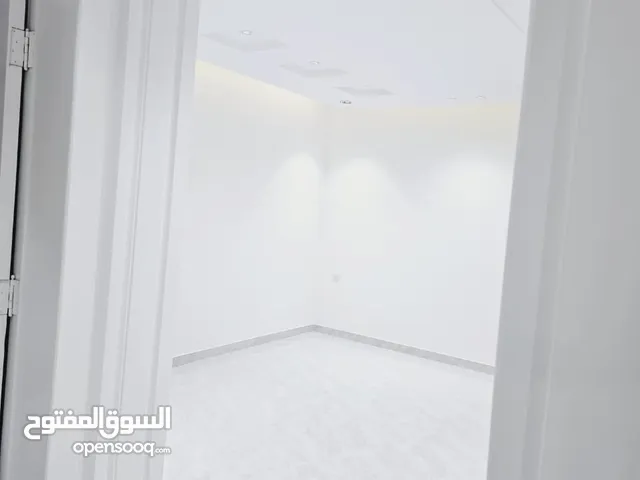 140 m2 2 Bedrooms Apartments for Rent in Al Riyadh Al Ghadir
