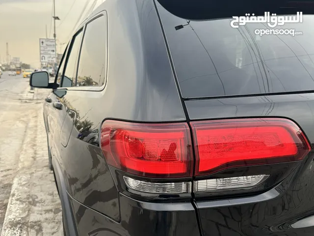 جيب كراند شيركي بلاك توب 19