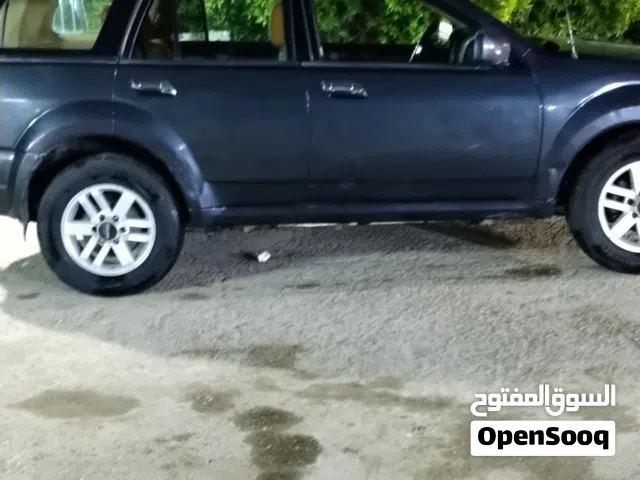 2002 ايسوزو اخرى