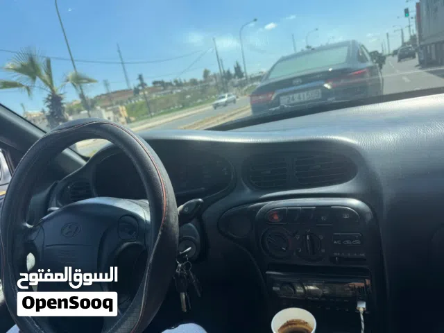 1996, هيونداي, افانتي, Standard