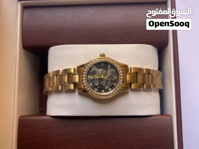 ساعة نسائية جديده بسعر مغري جدا