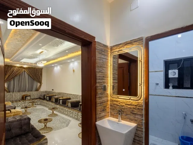 250 m2 4 Bedrooms Apartments for Rent in Sana'a Asbahi