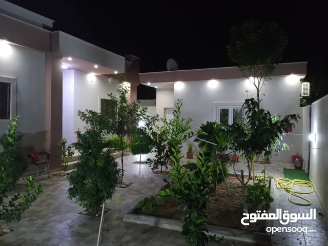 150 m2 4 Bedrooms Townhouse for Sale in Tripoli Qasr Bin Ghashir