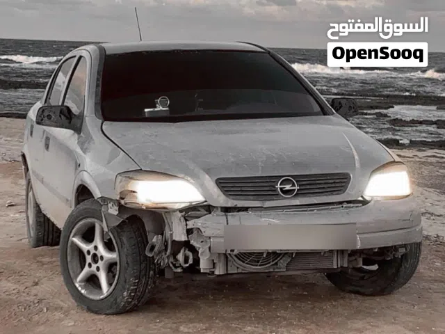 2003 أوبل استرا Standard