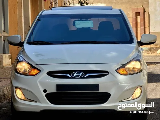 هيونداي اكسنت 2012