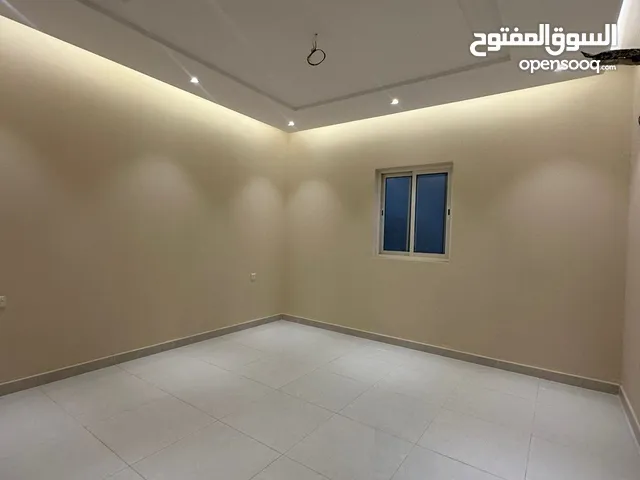190 m2 4 Bedrooms Apartments for Rent in Al Riyadh King Faisal
