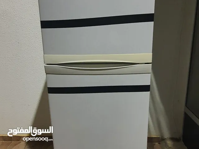 ثلاجة هاي لايف حالة جيدة