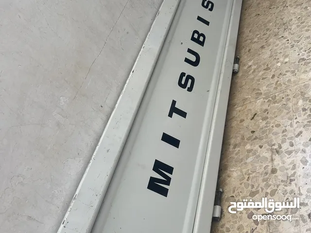 باب خلفي مستوبيشي اربد