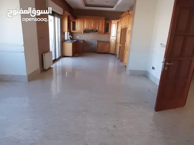 380 m2 3 Bedrooms Apartments for Rent in Amman Medina Street