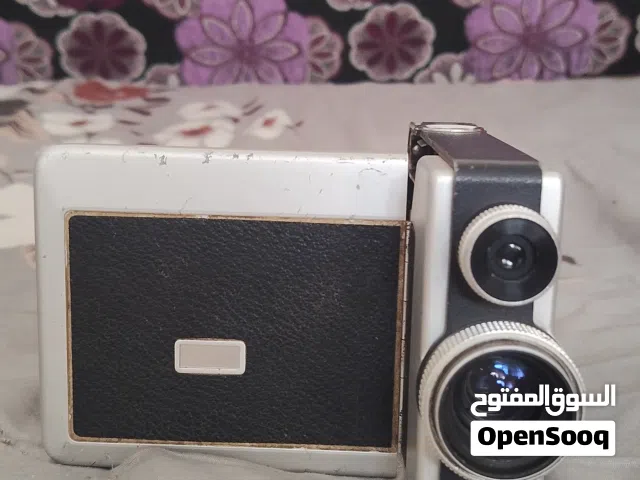 كاميرا عتيقه وقديمه جدا جدا انتيكا لعشاق الانتيكا والنوادر قطعه مميزه ونادره وتستحق الاقتناء السعر80