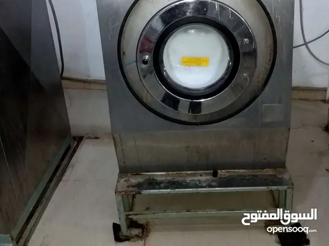 ماكينة مغسلة ملابس صناعية ايطالية 18كيلو غسل وعصر هاى سبيد للبيع