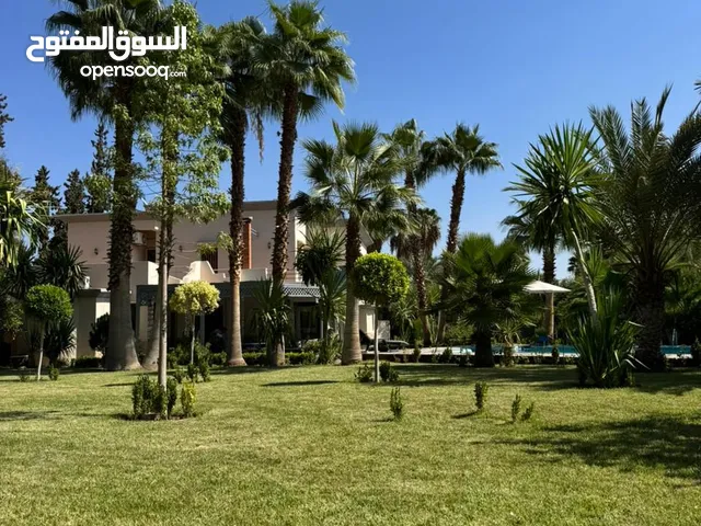 400 m2 5 Bedrooms Villa for Rent in Marrakesh Targa