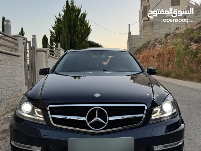 للي بده يركب مرسيدس نضيفة بسعر لقطة!