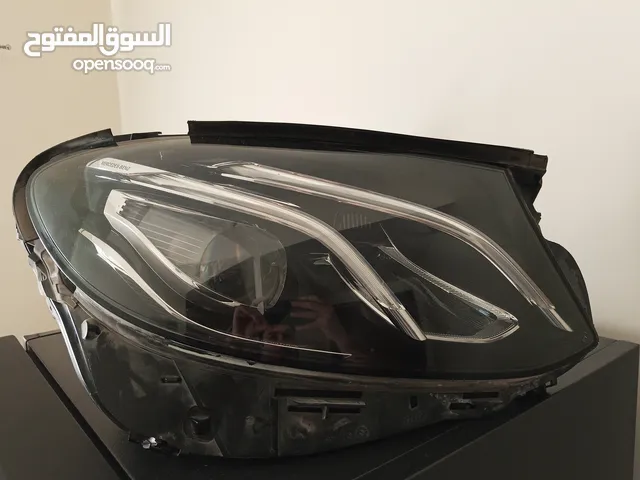 لايت مرسيدس أمامي يمين (right) E200 مديل 2017 مستعمل للبيع
