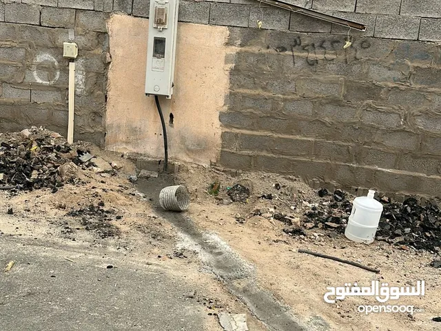 هدم وترميم العمائر بلاط صبه عمال سباكه جبس كهرباء ترميم كامل