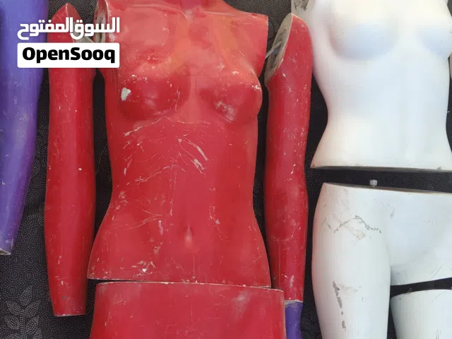 ملكانات ملابس مستعمله للبيع وباسعار مناسبه نظافه 50% مختلف الاحجام والاشكال كبار اوسط شوف الصور