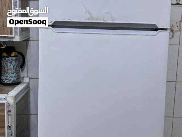 ثلاجة جديدة استخدام فقط سنة