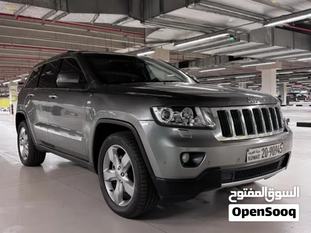 2012 جيب جراند شيروكى Limited