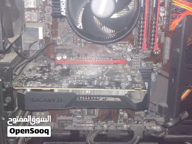 كرت شاشة RTX1050TI نظيفة جداً و غير مكسور السرعة ولا مرة