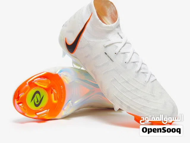 بوت نايك فانتوم باعلى المواصفات واوريجينال بدون اي استعمال من قبل افخم والجود في العالم