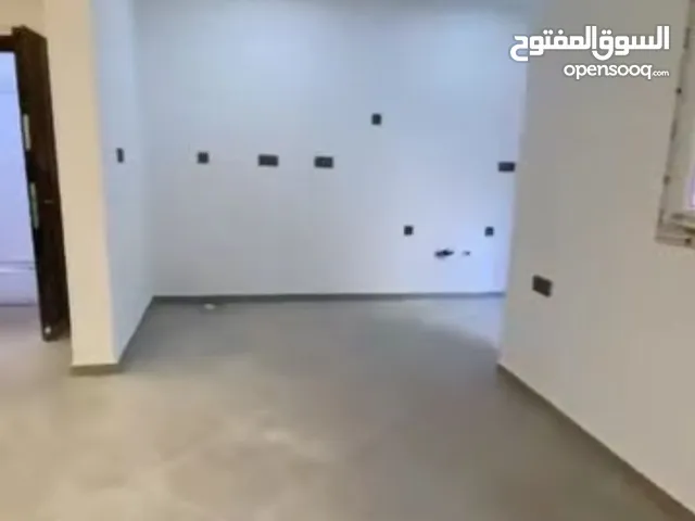 150 m2 3 Bedrooms Apartments for Sale in Tripoli Al-Serraj