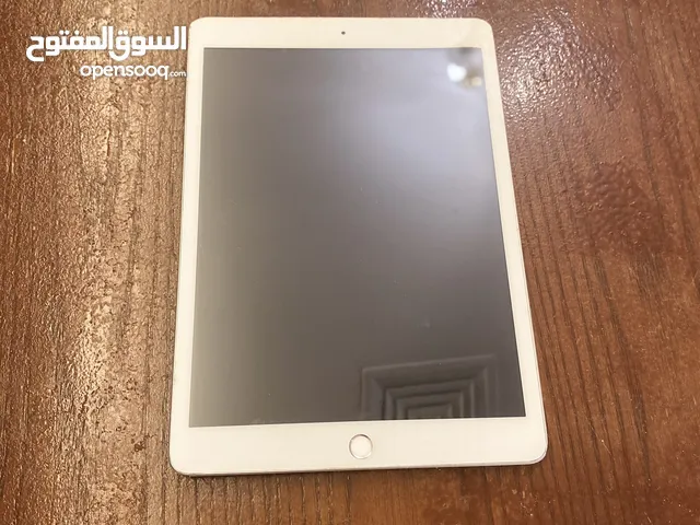 Apple iPad 8 256 GB in Mubarak Al-Kabeer