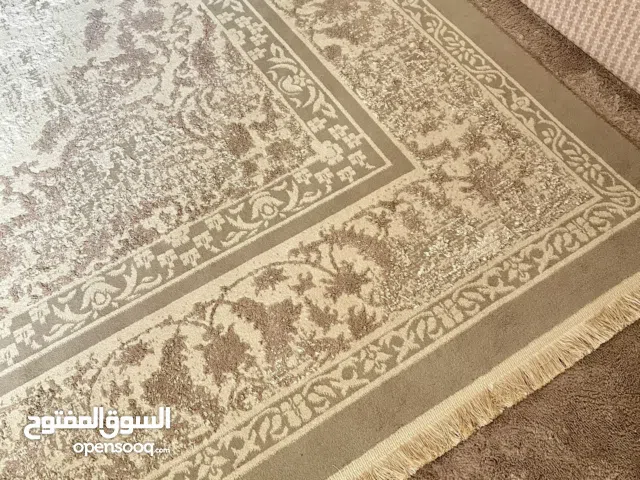 فرشة عجمية 3ف4 استعمال نظيف بسعر حرق