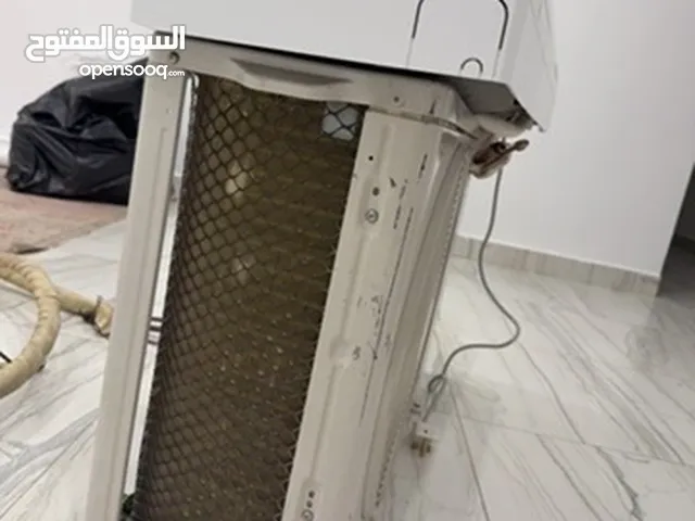 وحدة طنين من شركة gratus بحالة ممتازة جداً مع كل اغراضها استعمال خفيف