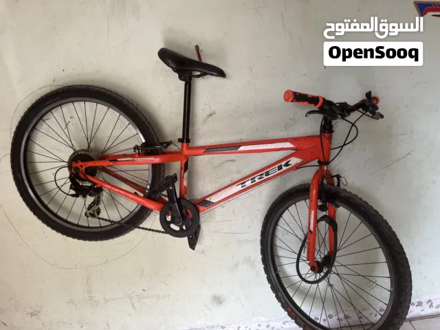 دراجة Trek أصلية مقاس 24 بحالة جيدة