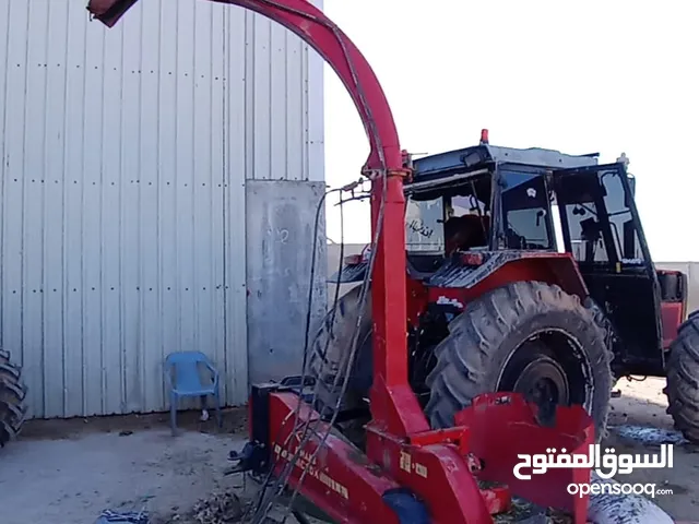 2009 Harvesting Agriculture Equipments in Zarqa