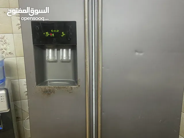 ثلاجه سامسنج مستعمله شغاله الثلاجه والفريزر  بحاله جيده