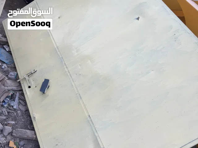 باب لبيع ارتفاع 2متر وعرض متر ونصف