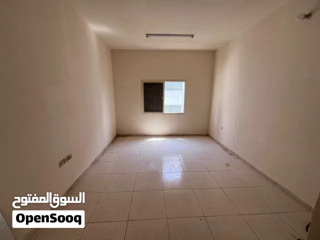 بأقل الاسعار في عجمان بموقع خدمي ومناسب للسكن العائلي